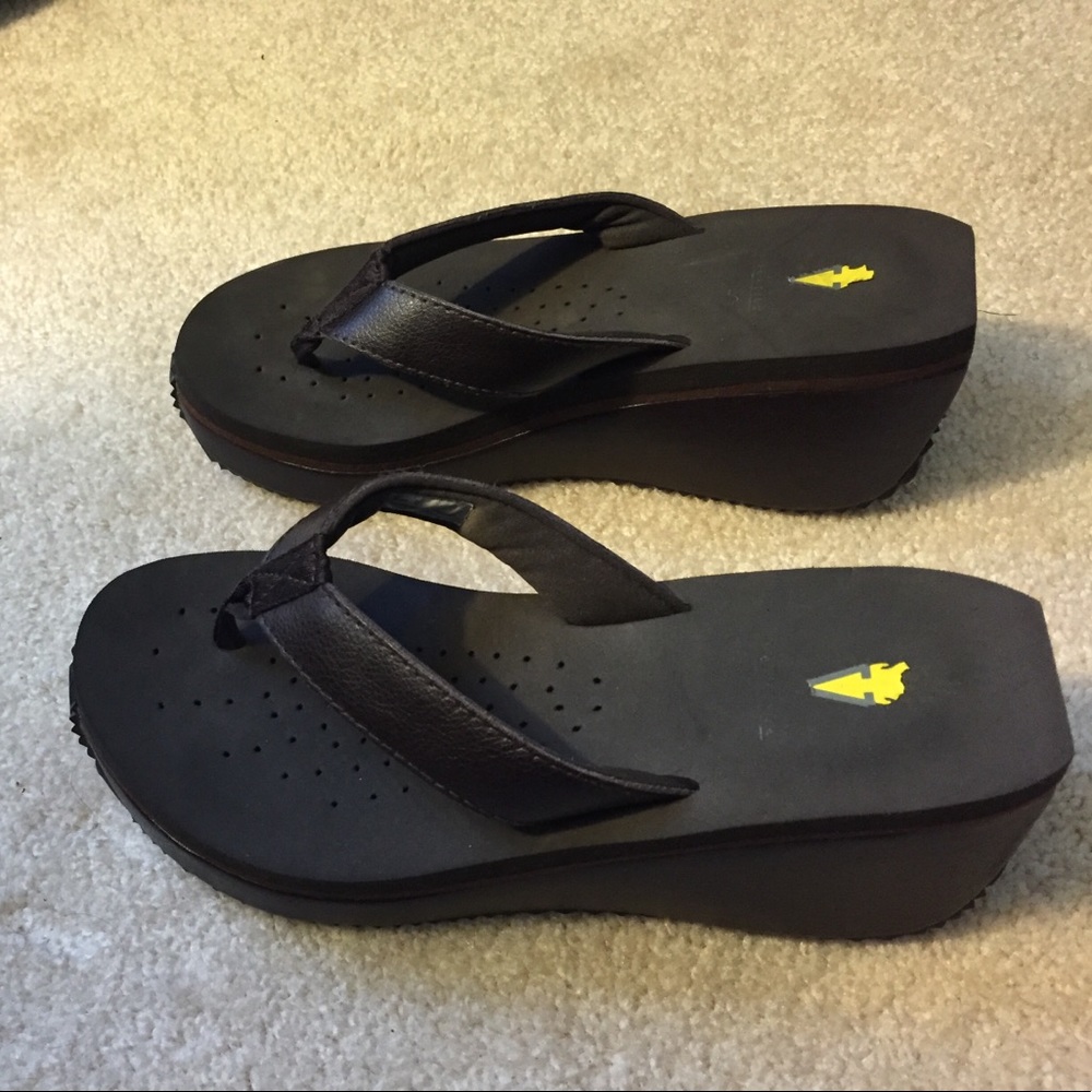 Flip flops purchased from DSW size 9 brown w/heel