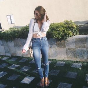 Pretty long sleeve crochet crop top