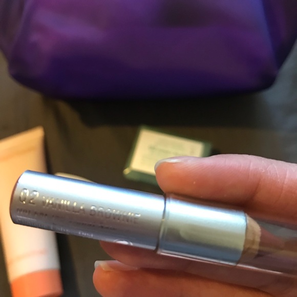 Clinique makeup set- no bag - Picture 5 of 5