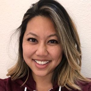 Meet your Posher, Lara