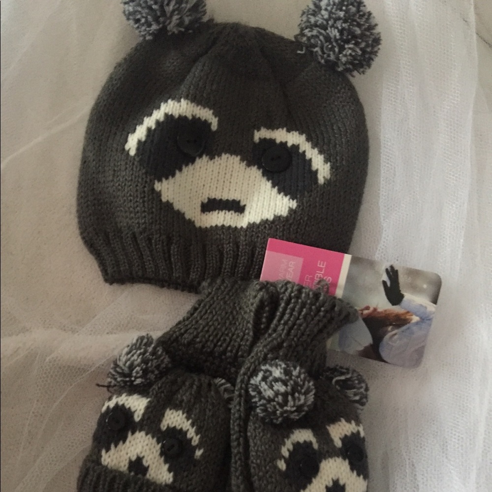 Matching bear hat and gloves/mittens