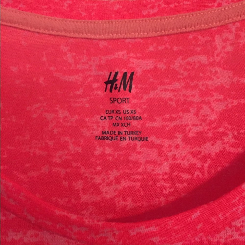 H&M Sports Top - Picture 3 of 3