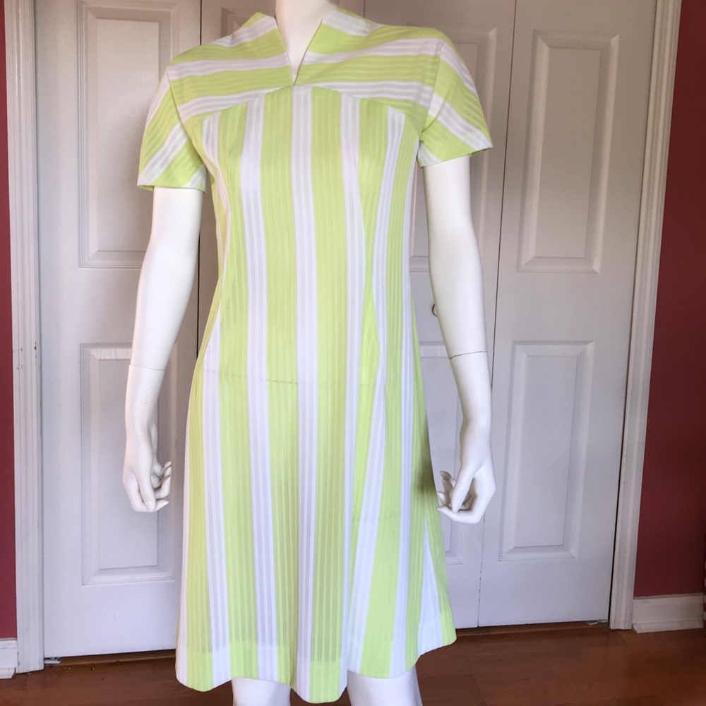 vintage mod 60s striped white green shift dress