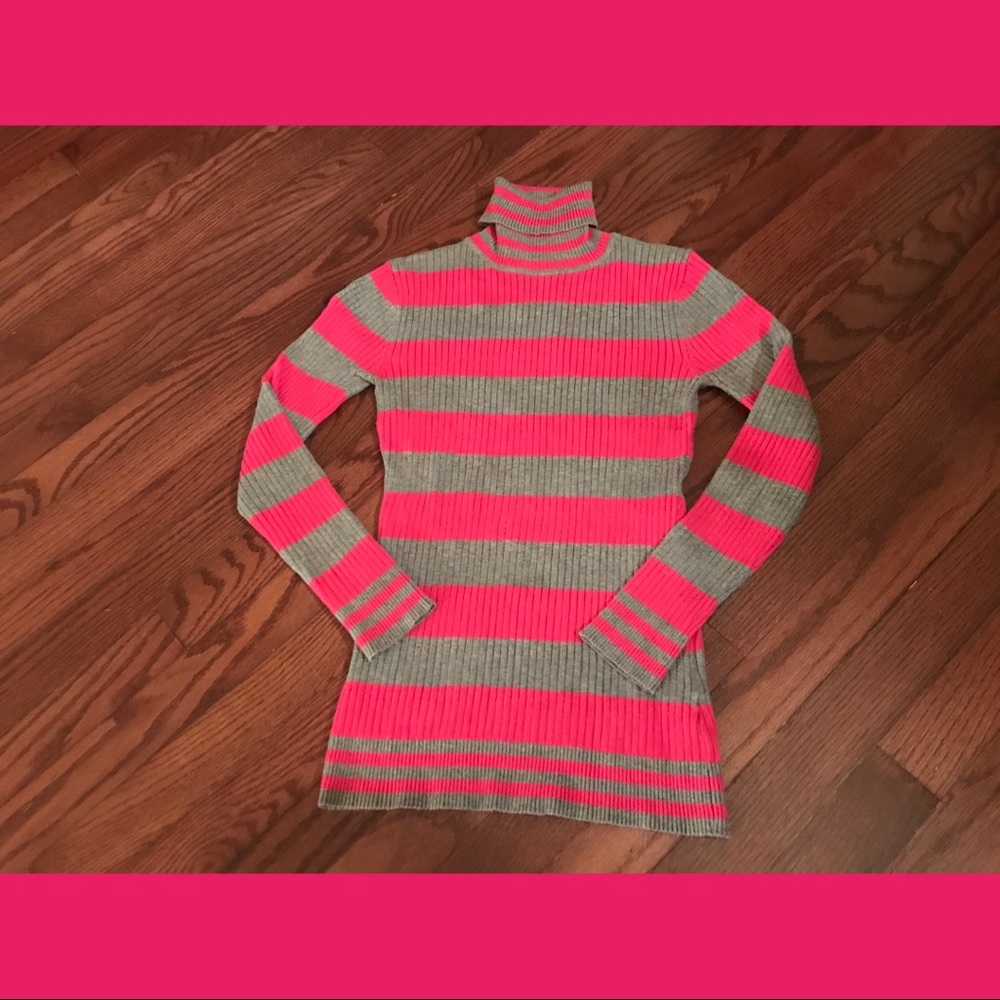 Girl's turtleneck