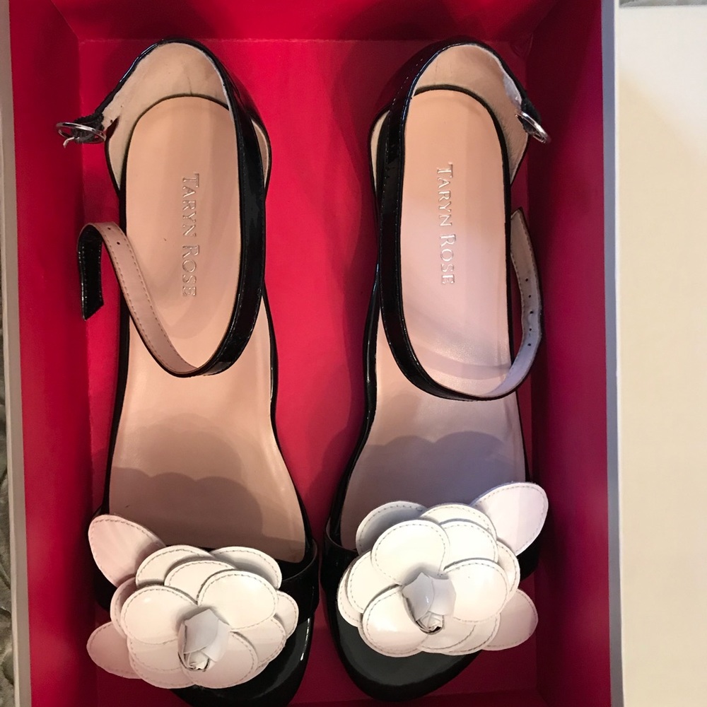 Patent leather taryn rose sandals