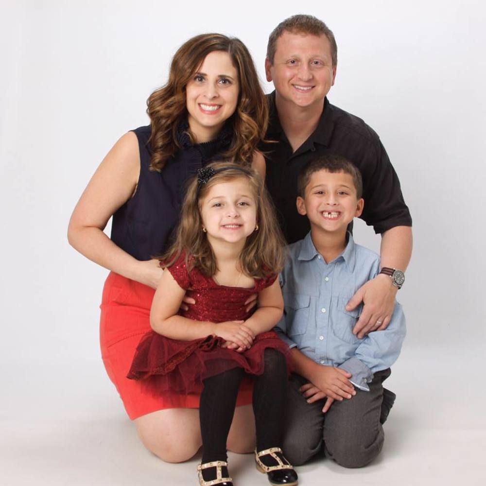 Meet your Posher, Dina