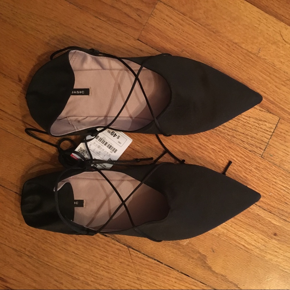 NWT Zara Lace Up Flats