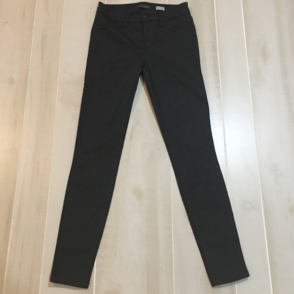 New! Anthro Level 99 Mid Rise Janice Ultra Skinny - Picture 3 of 7