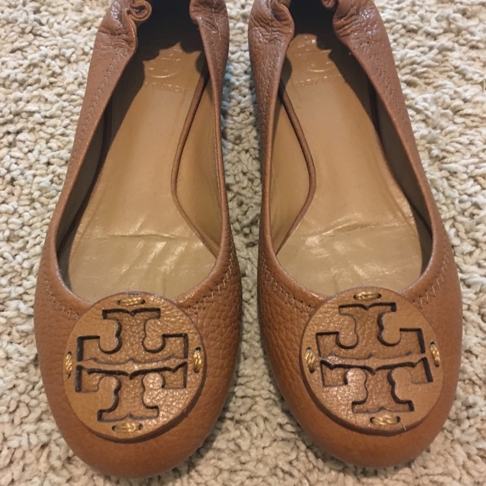 Tory Burch 6M in GREAT condition!