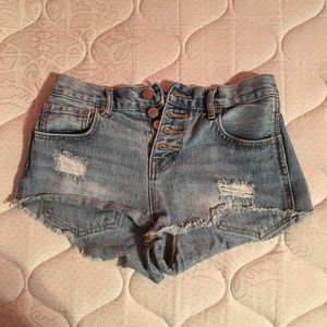 bullhead high rise shorts