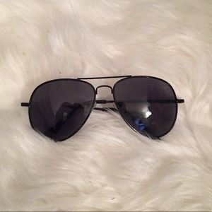 Black aviator sunglasses