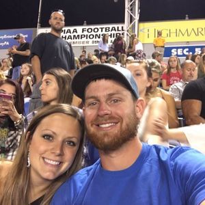 Meet your Posher, Max