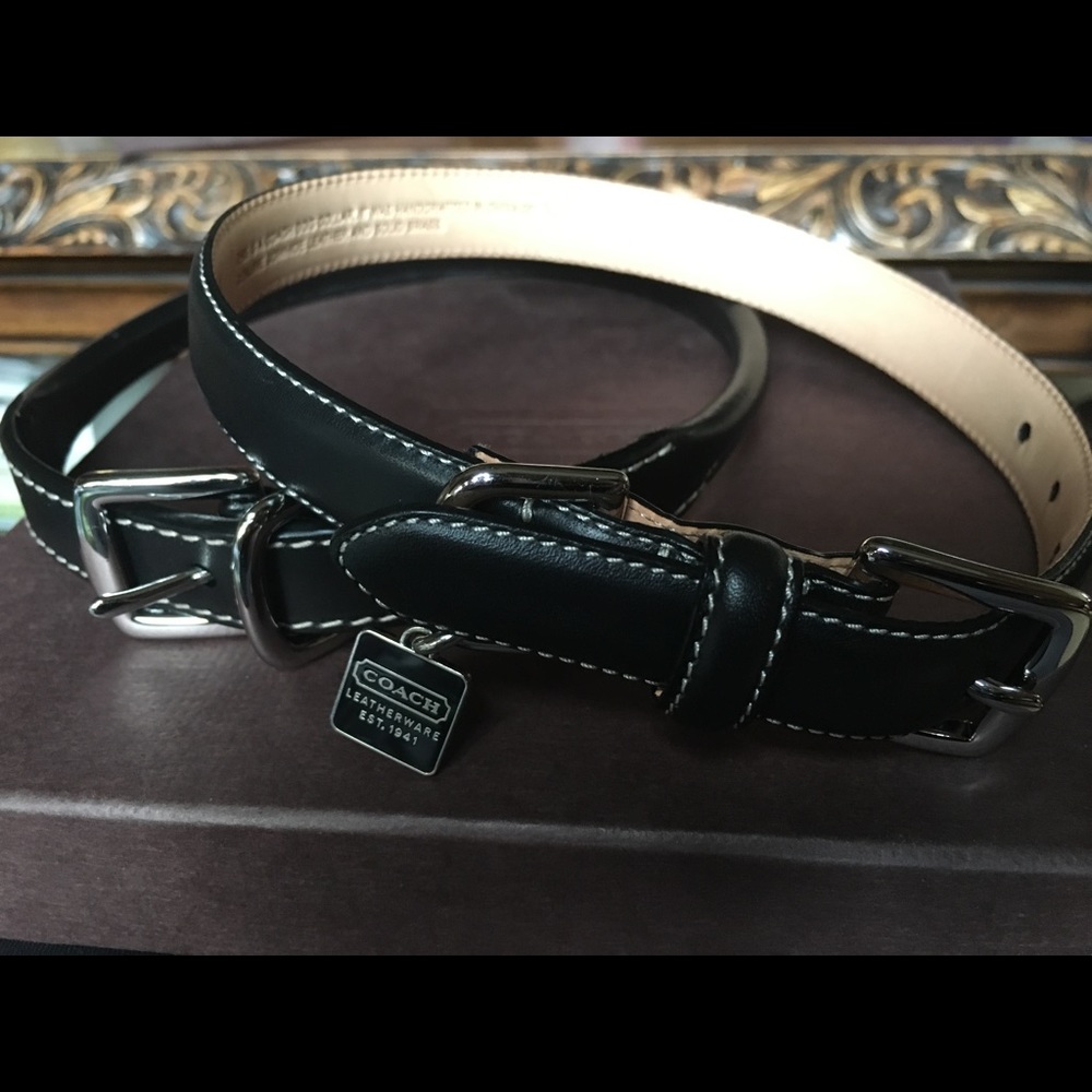 NWOT 2 COACH Romeo dog collars! Large & medium