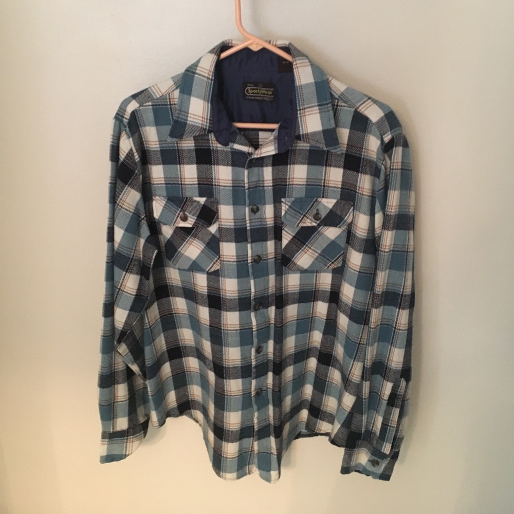 Vintage Checkerboard Long Sleeve Collared Shirt