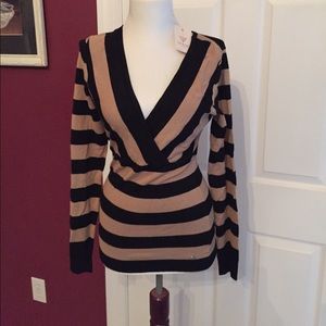 “New with tags” GUESS long sleeve stripes sweater