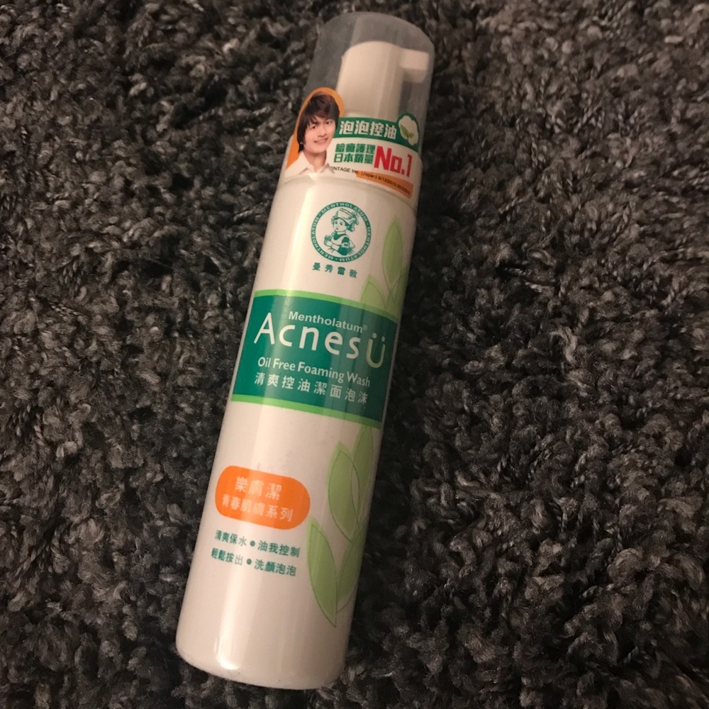 Japan mentholatum acne foam wash