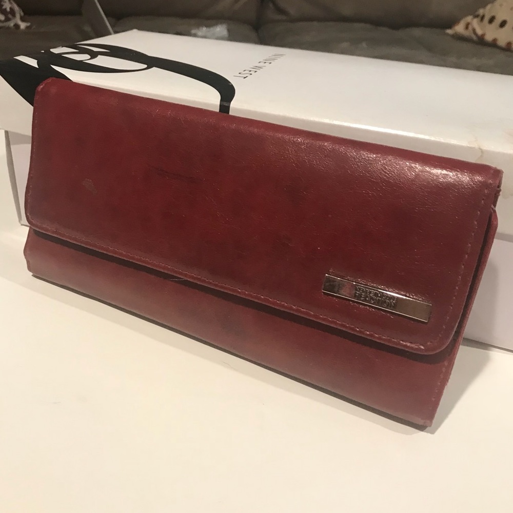 Kenneth Cole Reaction Red Wallet