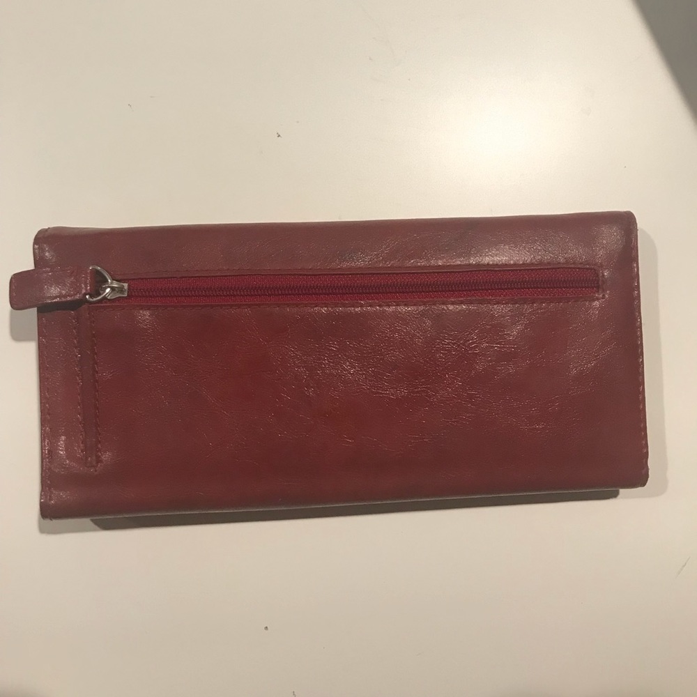 Kenneth Cole Reaction Red Wallet - Picture 3 of 5