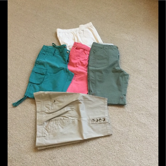 Walking shorts bundle. - Picture 1 of 1