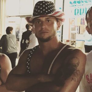 Meet your Posher, Mike