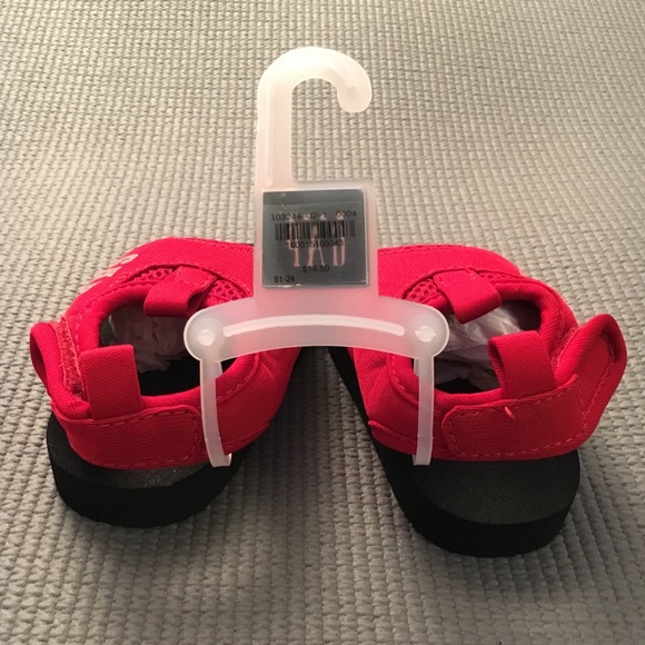 Baby GAP Red Sandals. NWT - Picture 3 of 8