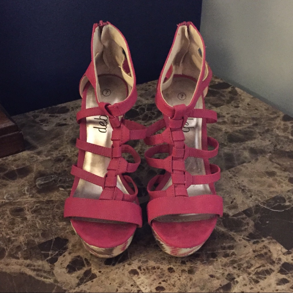 Cute pink wedge!!