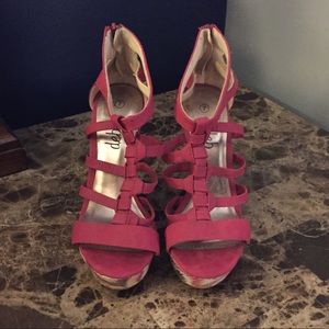 Cute pink wedge!!