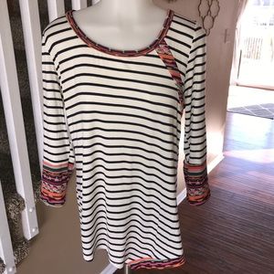 Striped tunic with asymmetric hem (NWOT)
