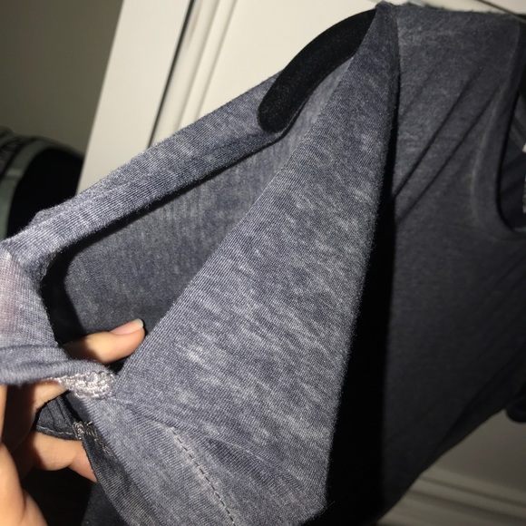 shoulder slit tee - Picture 3 of 3