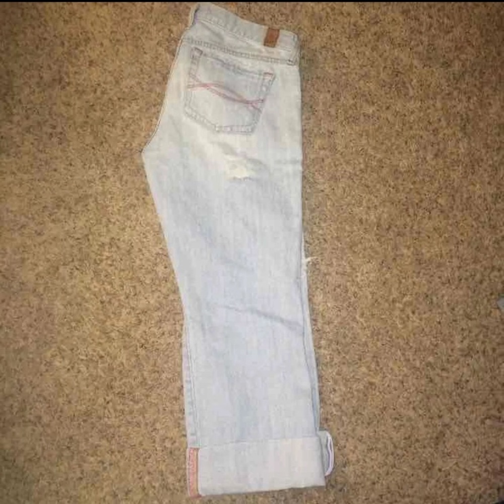 Distressed Jeans - Picture 2 of 4