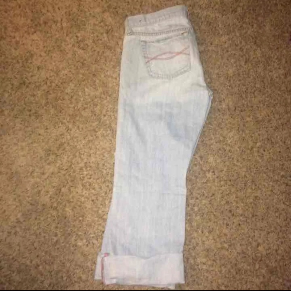 Distressed Jeans - Picture 3 of 4