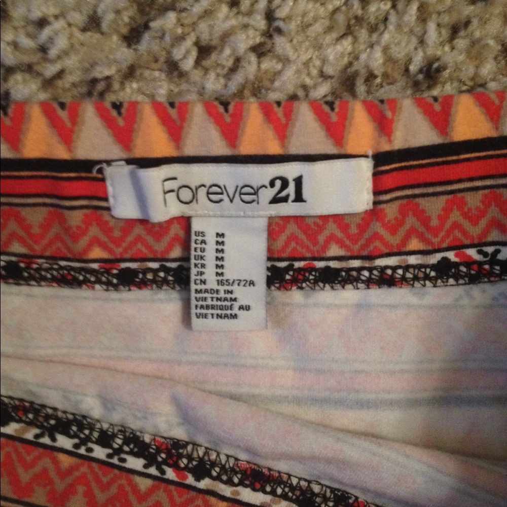 Aztec skirt - Picture 2 of 2