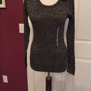 Long sleeve thin sweater