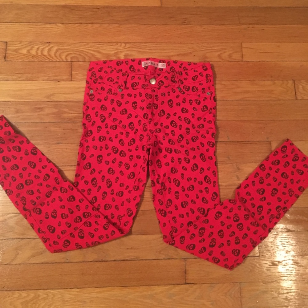 REHAB Skinny pant - NWOT