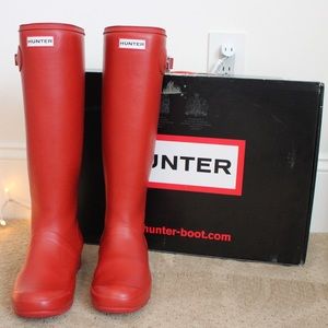 red tall hunter boots, original tour