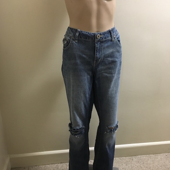Jeans Arizona Long👖 Distressed. 😩 - Picture 3 of 6