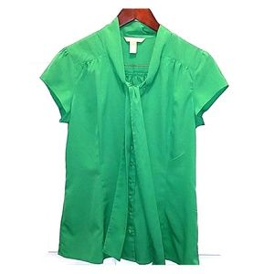 Bright Kelly Green Banana Republic blouse