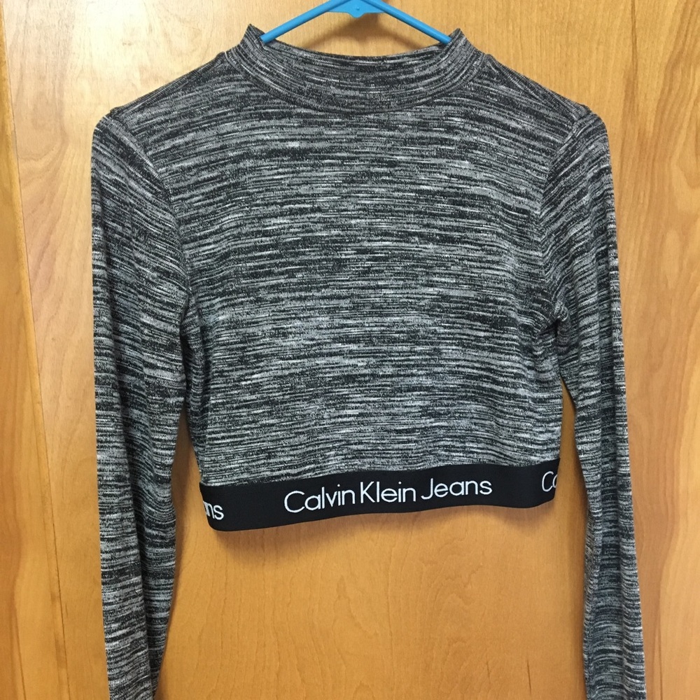 Calvin Klein crop top!