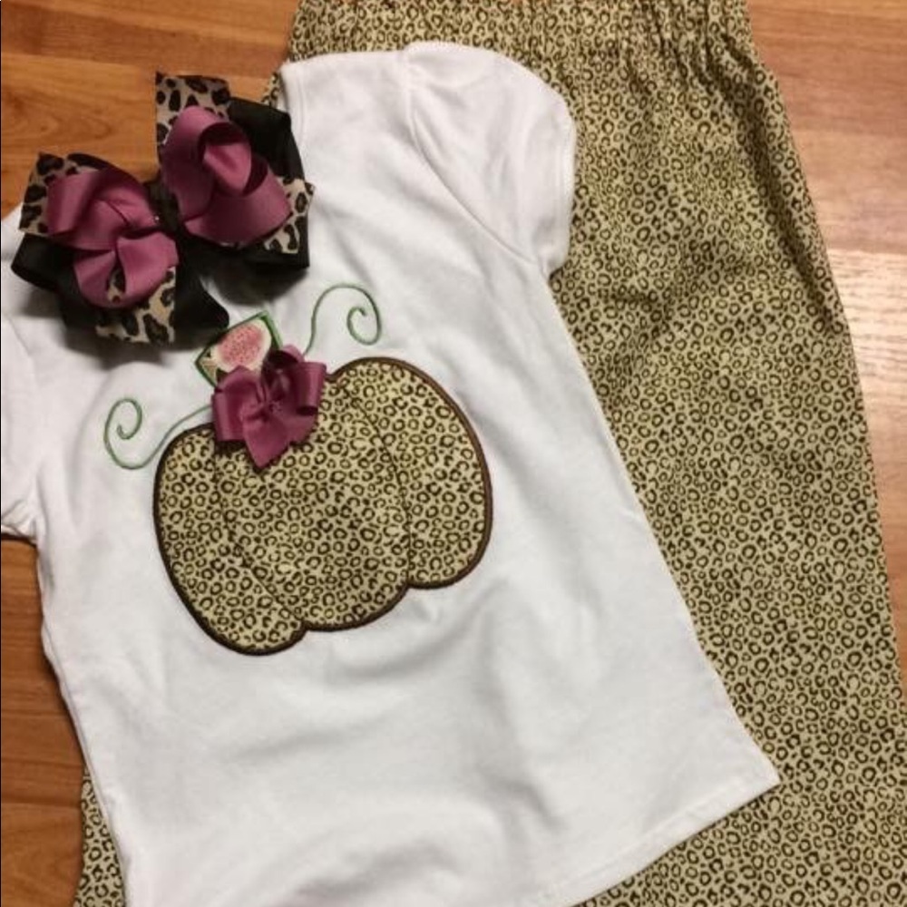 Fall ruffle set 4/5