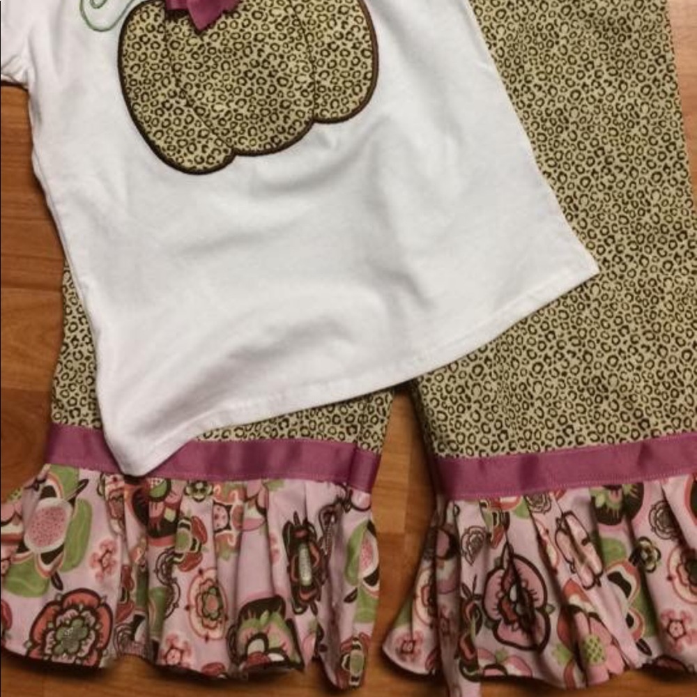 Fall ruffle set 4/5 - Picture 2 of 2