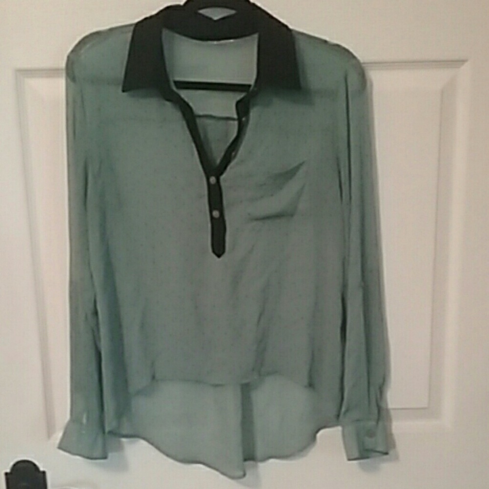 Buckle green hi low shirt