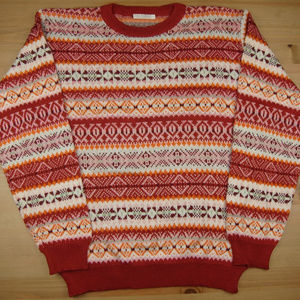 Lee Sophy L Red White Pink Green Christmas Sweater