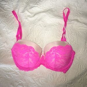 Pink Lace Victoria's Secret Bra 34DD/34E