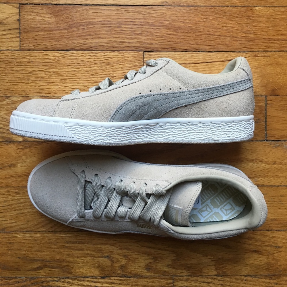 Women's Puma Suede Sneakers