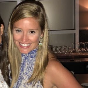 Meet your Posher, Elizabeth