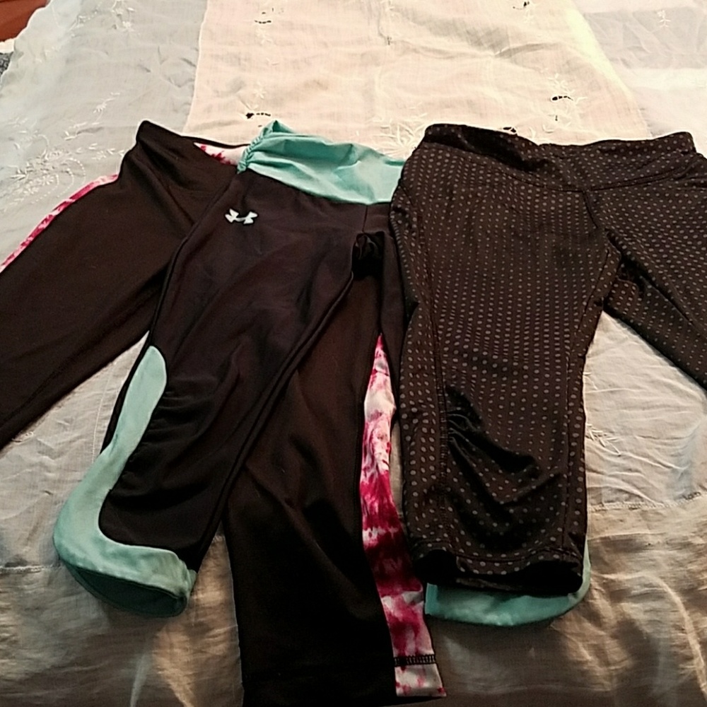 3  pairs XS workout capris, Danskin, Underarmour