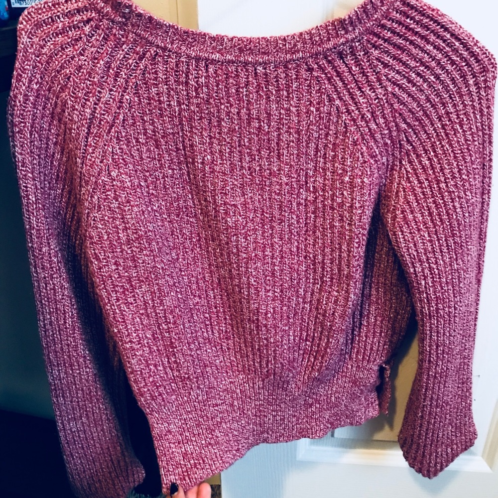 Cardigans, sweaters, flannels, & button ups S-L! - Picture 8 of 8
