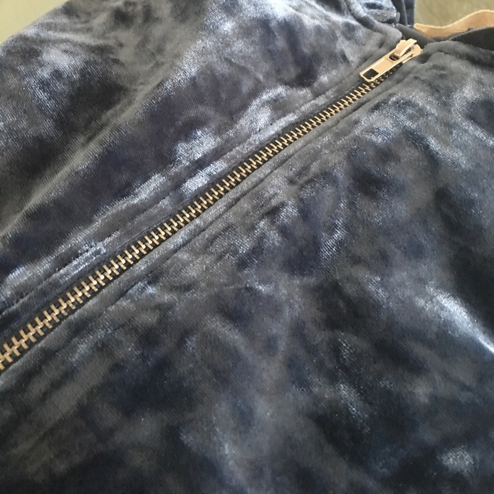 ✨Dark Grey Crushed Velvet Bomber Jacket✨ - Picture 7 of 8