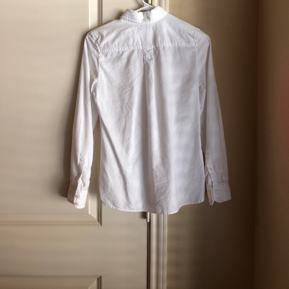 White GAP button down - Picture 3 of 4