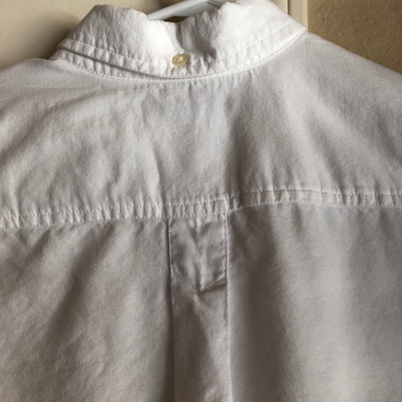 White GAP button down - Picture 4 of 4